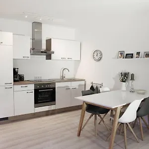  Ferienhaus 1 Anna Iff